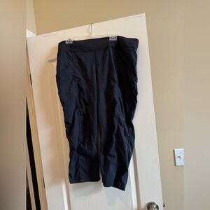 Prana black capri xxl